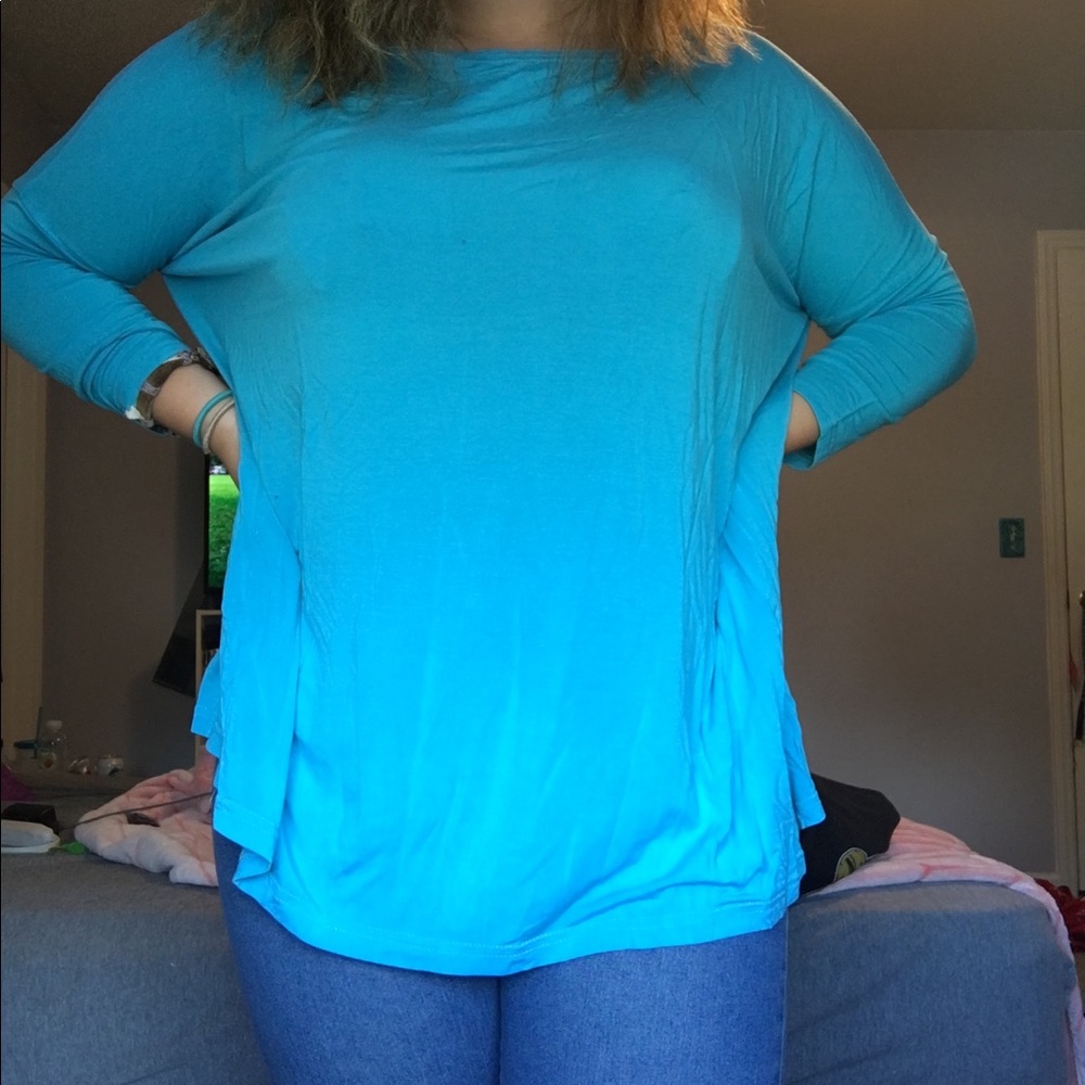 Aqua piko flowy shirt